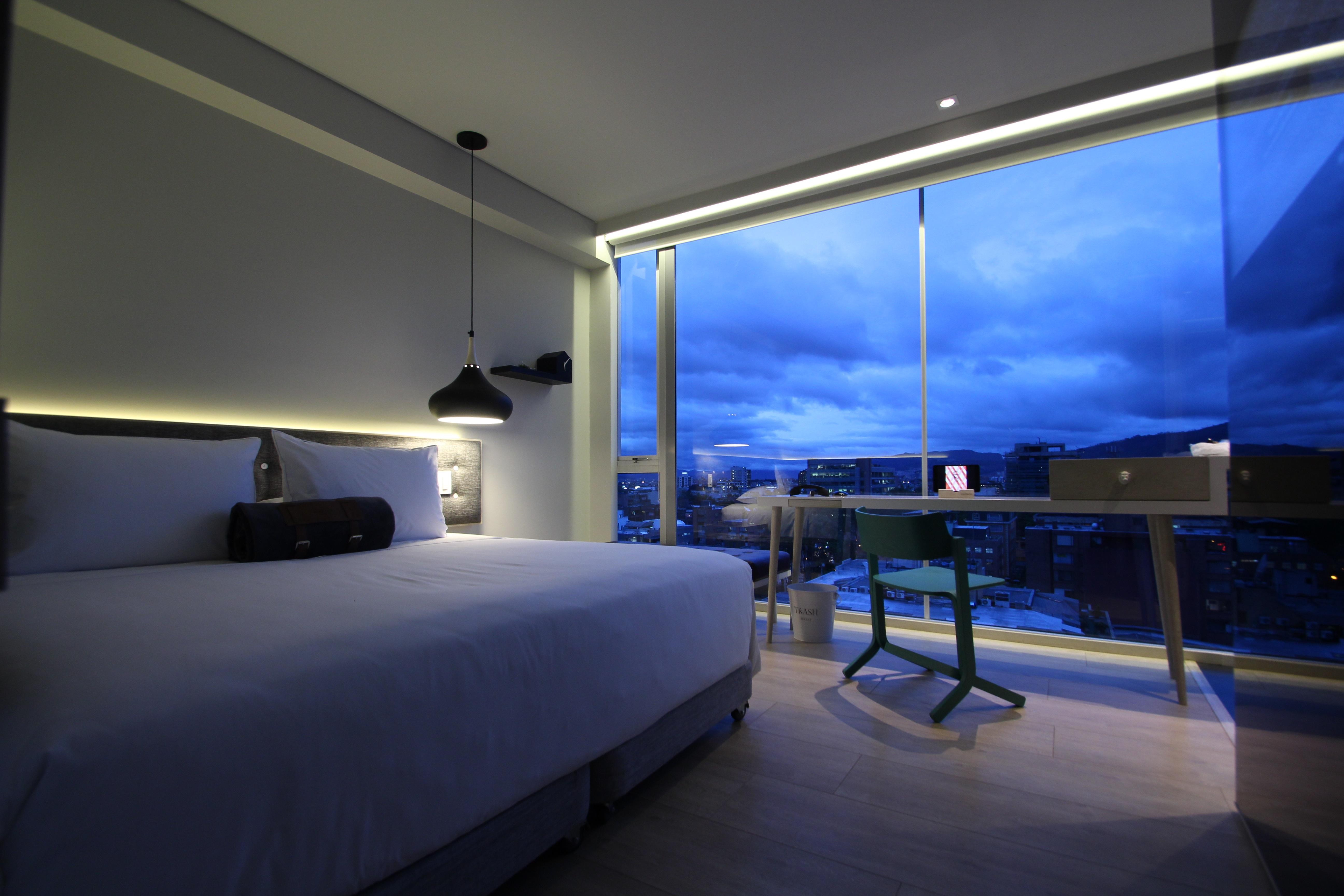 The Click Clack Hotel Bogota Luaran gambar Deluxe Room
